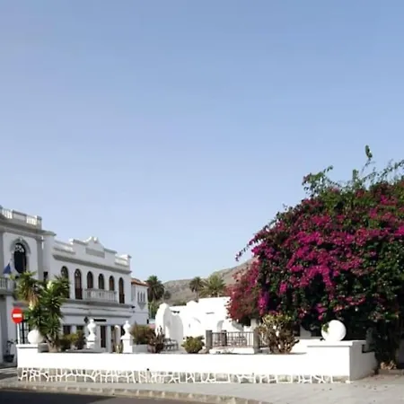 Casa Malumi - Historisches Stadthaus In Haría
